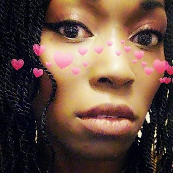 Meet your Posher, Erin - Picture 1 of 1